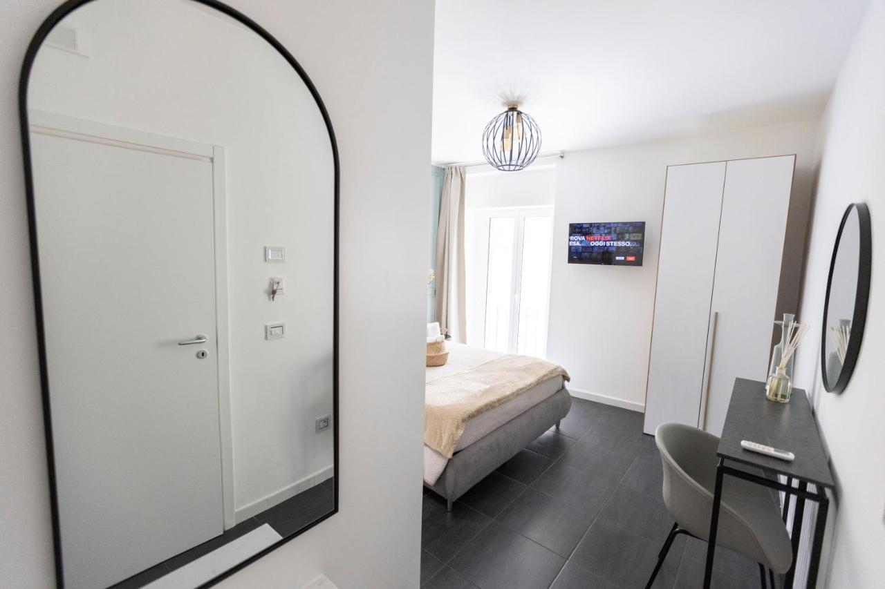 Lena Suite Bari Vecchia Exterior photo